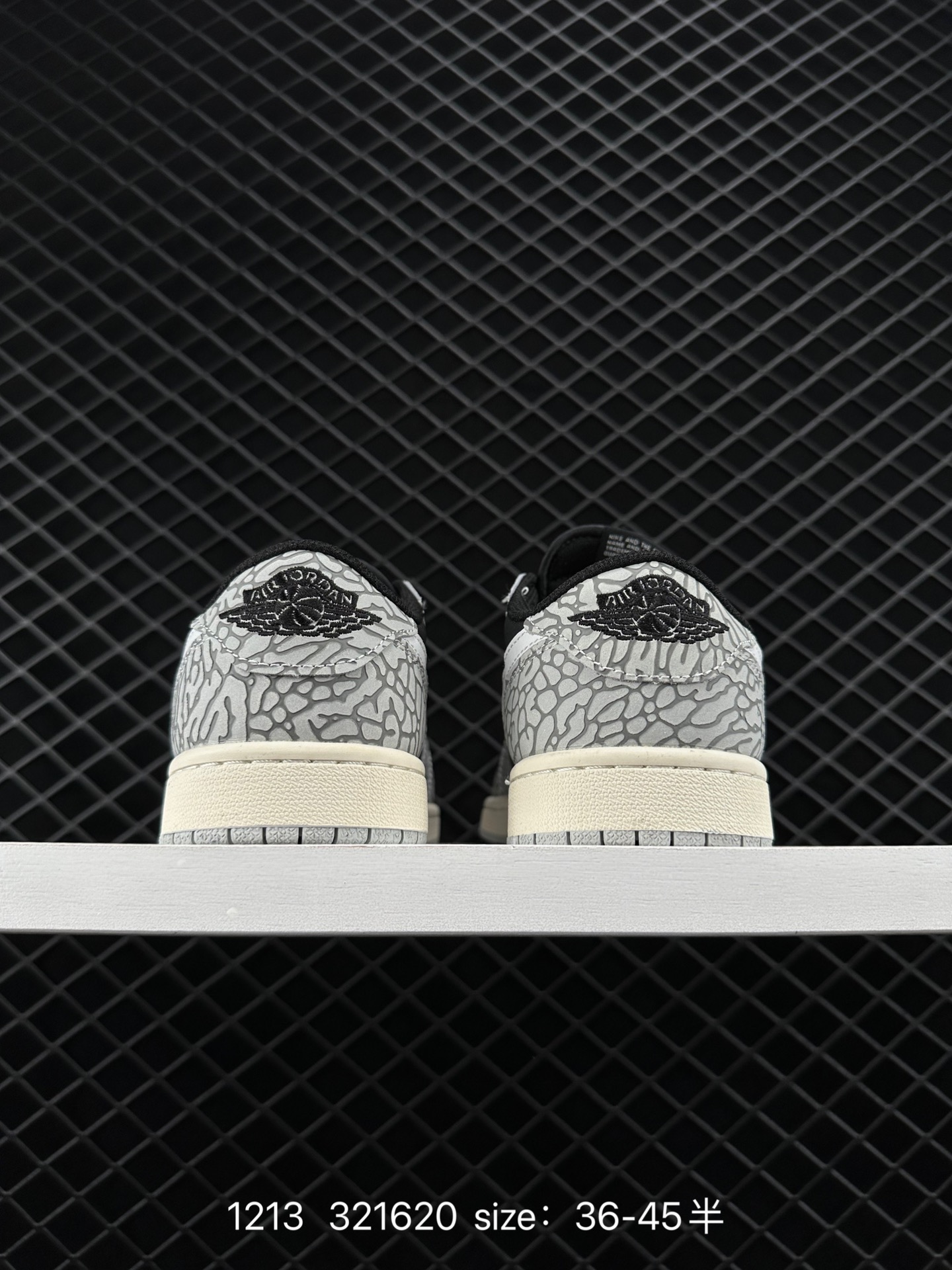 Air Jordan 1 Low AJ1